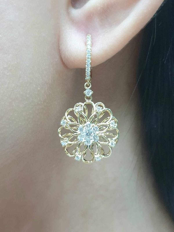 Golden Pritvi Flower Diamond Jewelry Set 14kt Supply