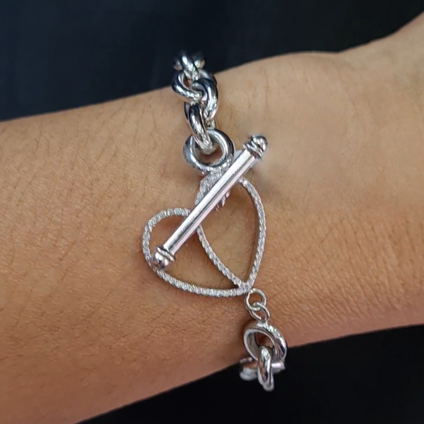 NEW Heart Diamond Rollo Chain Bracelet 14kt Hot on Sale