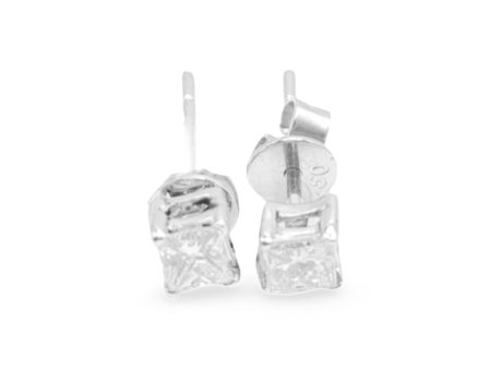 NEW Princess Cut Solitaire Stud Diamond Earrings 18kt Fashion