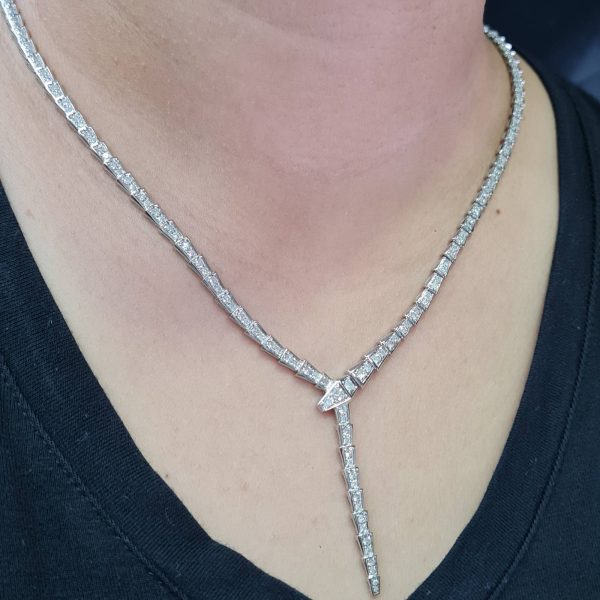 NEW Full Diamond Serpent Necklace 18kt For Discount