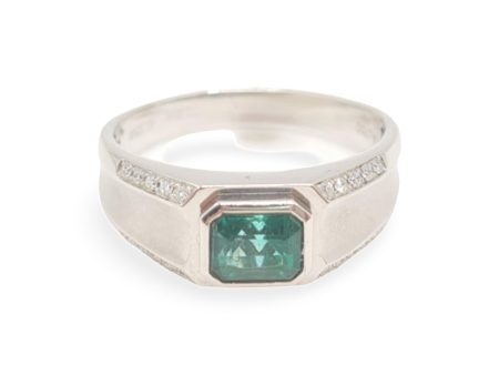 NEW  UNISEX Assher Cut Columbian Emerald Diamond Ring 18kt For Sale