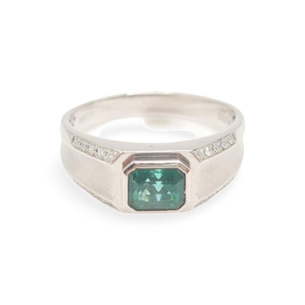 NEW  UNISEX Assher Cut Columbian Emerald Diamond Ring 18kt For Sale