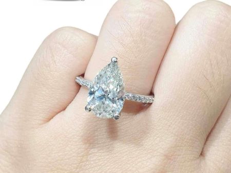 IGI Certified | 3.34cts H VS2 Pear Brilliant Diamond Engagement Ring 14kt on Sale