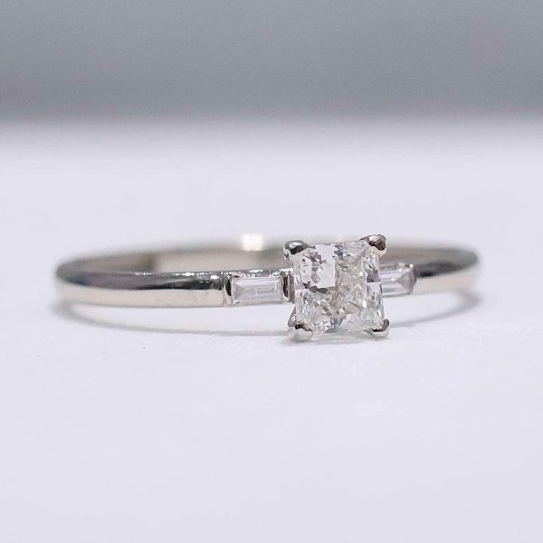 0.53cts H VS1 Princess Baguette Paved Diamond Engagement Ring 14kt #0084 Fashion