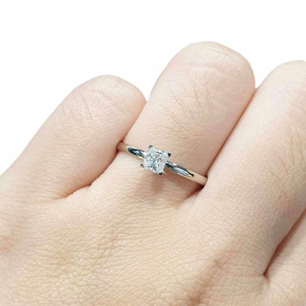 0.39ct H VS Princess Solitaire Diamond Engagement Ring 14kt #0082 Hot on Sale