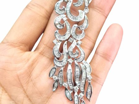 NEW Chandelier Drop Diamond Pendant 18kt Fashion