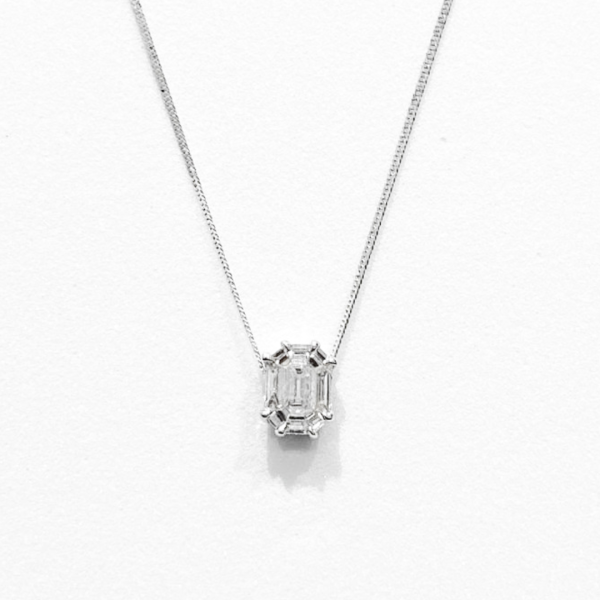 #LVNA2024 | 1.00ct Face Emerald Pie cut Invisible Setting Solitaire Diamond Necklace 18kt White Gold Hot on Sale