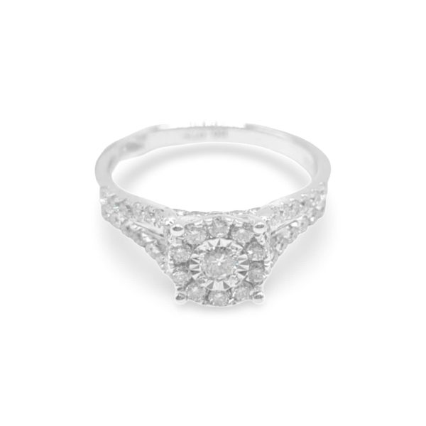 NEW Classic Round Diamond Ring 18kt Fashion