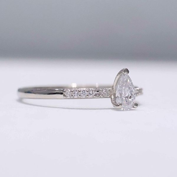 0.58cts E VS Pear Paved Diamond Engagement Ring 14kt #0068 For Sale