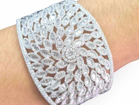 NEW Round Center Invisible Marquise Diamond Baguette Statement Bangle 18kt on Sale