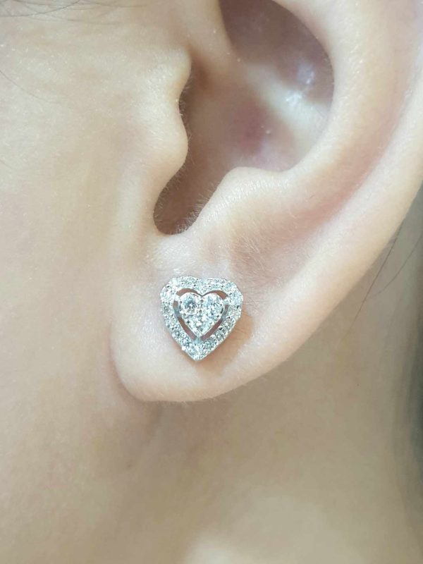 18kt Heart Halo Diamond Earrings Online Sale