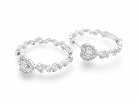 NEW Hearts of Diamond Hoop Earrings 14kt For Sale