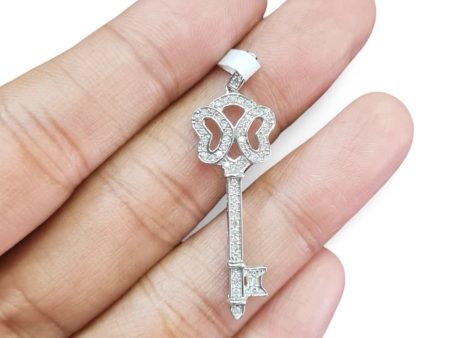 NEW Heart Key Diamond Pendant 18kt For Sale