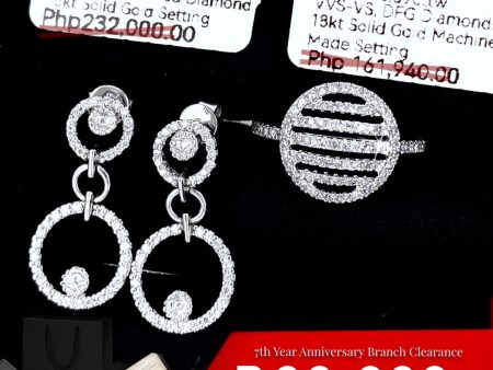 Round Halo Diamond Jewelry Set 18kt Online