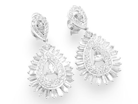 NEW Pear Drop Diamond Earrings 18kt Online now