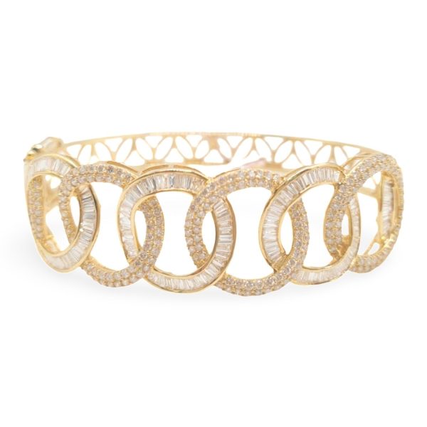 NEW Connected Round Baguette Diamond Bangle 18kt Fashion