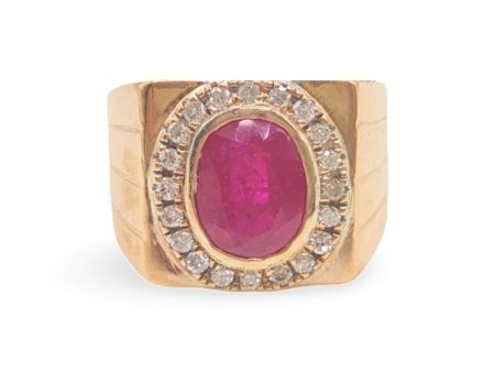 NEW  UNISEX Golden Paved Ruby Cabochon Diamond Ring 18kt For Sale