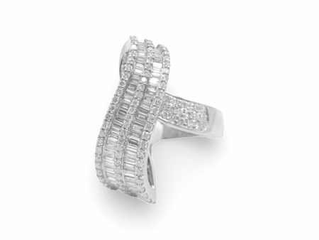 NEW Curve Deco Diamond Ring 18kt Sale