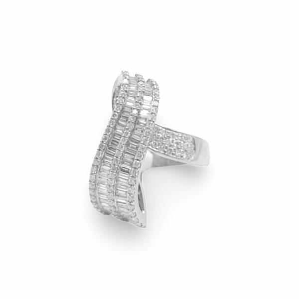 NEW Curve Deco Diamond Ring 18kt Sale