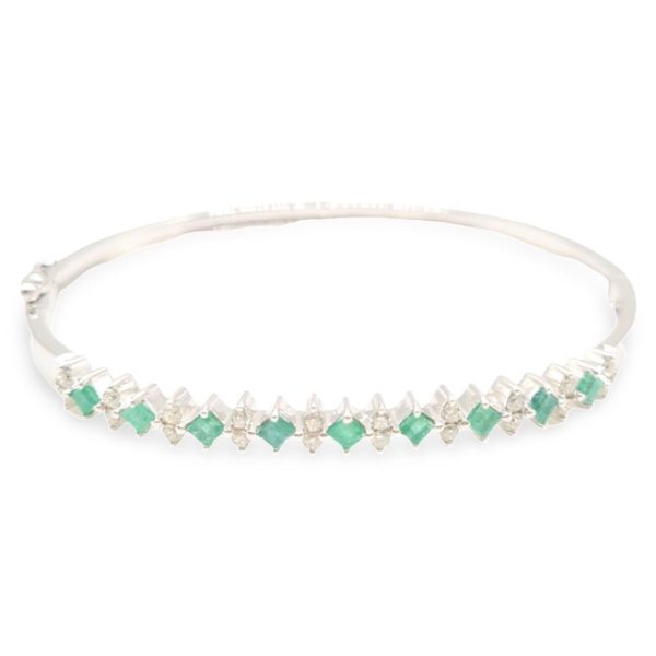 NEW Emerald Gemstone Alternate Twin Diamond Bangle 14kt Online now