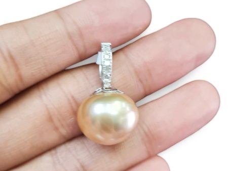 NEW Golden 13mm South Sea Paved Pearl Diamond Pendant 14kt Sale