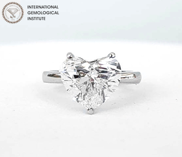 2.50cts ++ Heart Brilliant Cut Diamond Engagement Ring IGI Certified Discount