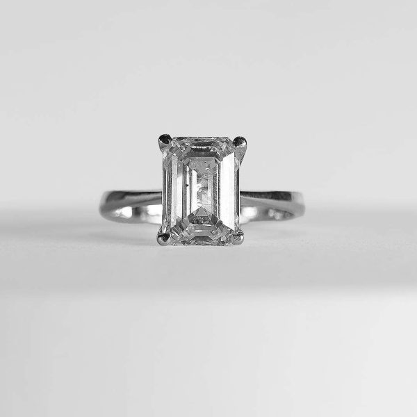 2.50cts++ Emerald Cut Diamond Engagement Ring IGI Certified For Discount