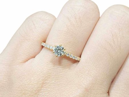 GIA Certified | 0.54cts M VVS1 Round Brilliant Diamond Engagement Ring 14kt For Sale