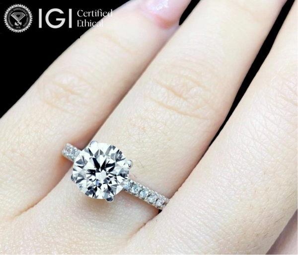 2.50cts ++ Round Paved Diamond Engagement Ring IGI Certified Online