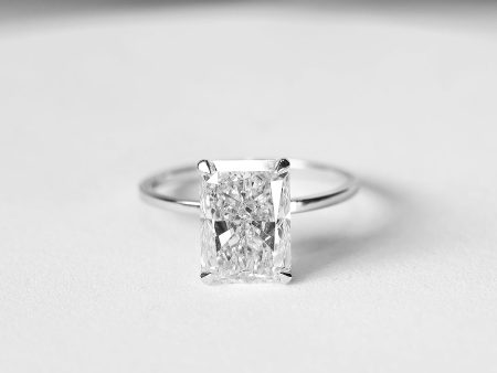 2.50cts++ Radiant Cut Solitaire Diamond Engagement Ring IGI Certified on Sale